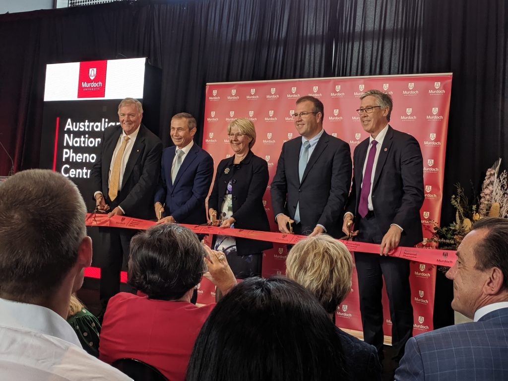Australian National Phenome Centre Official Opening with Governor General Hon Kim Beazley, Deputy Premier and Minister for Health Hon Roger Cook, Murdoch University Vice Chancellor Eeva Leinonen, Assistant Minister to the Prime Minister and Cabinet Hon Ben Morton, and Murdoch University Chancellor Gary Smith cutting the red ribbon to open the Centre
